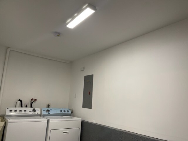 Laundry room - 783 East St