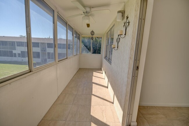 Building Photo - 89 Canterbury D