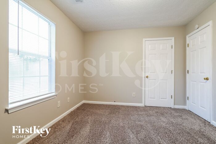 Building Photo - 481 Springbottom Ct SE