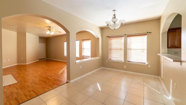 Building Photo - 10908 Night Camp Dr