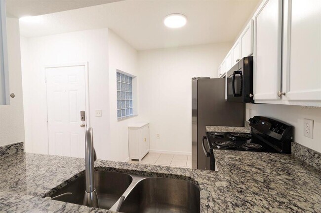 Building Photo - 9510 Newdale Way