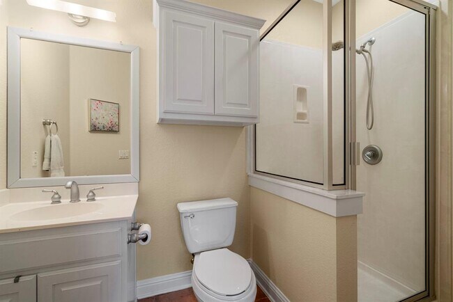 Building Photo - 9433 Hopeland Dr