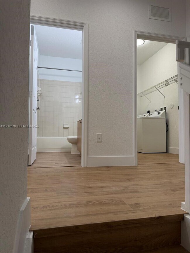 Building Photo - 3972 SW 149th Pl