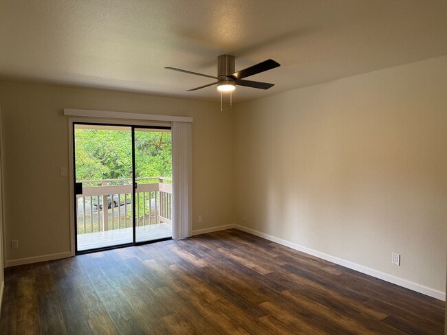 Building Photo - Blossom Valley Townhome