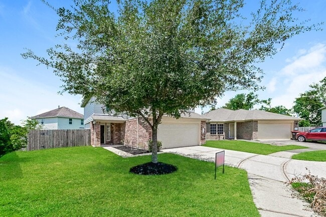 Building Photo - 915 Dancing Sun Court