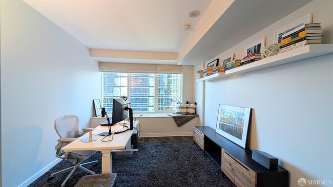 Building Photo - 301 Mission St