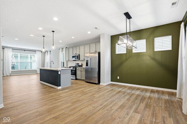 Building Photo - 2925 Bolton Square Blvd