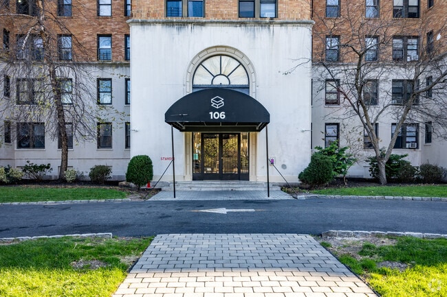 Entrance - 106 South Harrison Street