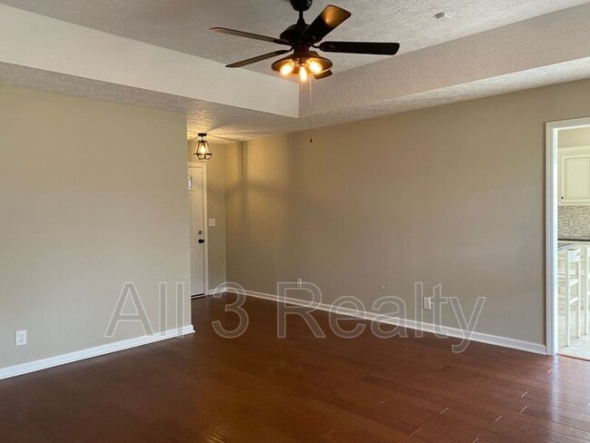 Building Photo - 349 Hambleton Ct