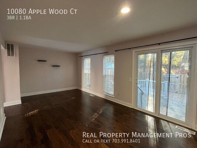 Building Photo - 10080 Apple Wood Ct