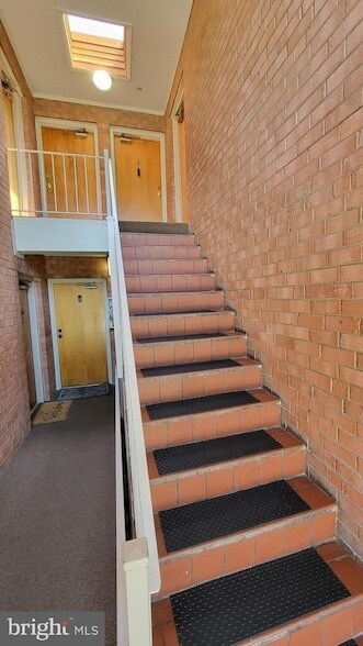 Building Photo - 1501 S George Mason Dr