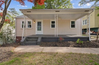 Building Photo - Charming 2-Bed/1 Bath Home Near NC State University