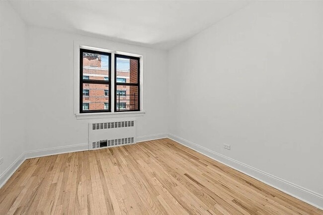 Building Photo - 3260 Netherland Ave