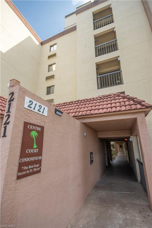 Building Photo - 2121 Collier Ave
