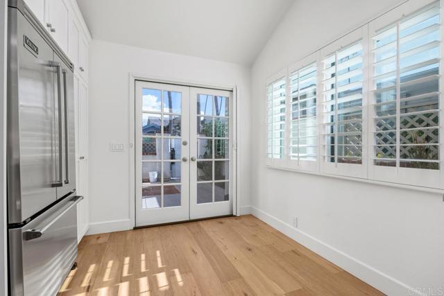 Building Photo - 4058 Avenida Brisa