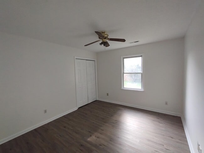 Building Photo - 1007 Kinsey Dr SE