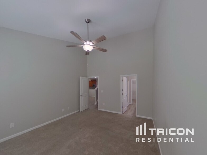 Building Photo - 820 Parnell Ct