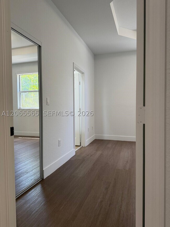 Building Photo - 4017 SW 149th Ct