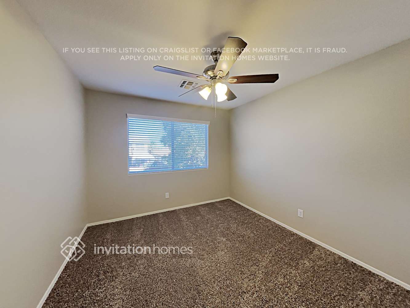 Building Photo - 12528 W Roanoke Ave