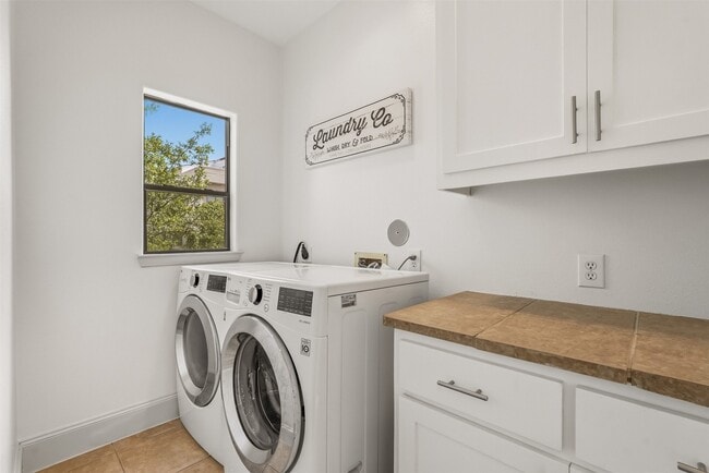 Building Photo - 2816 Rusk St