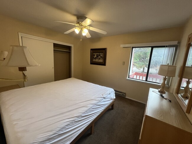 Building Photo - 25972 US-70
