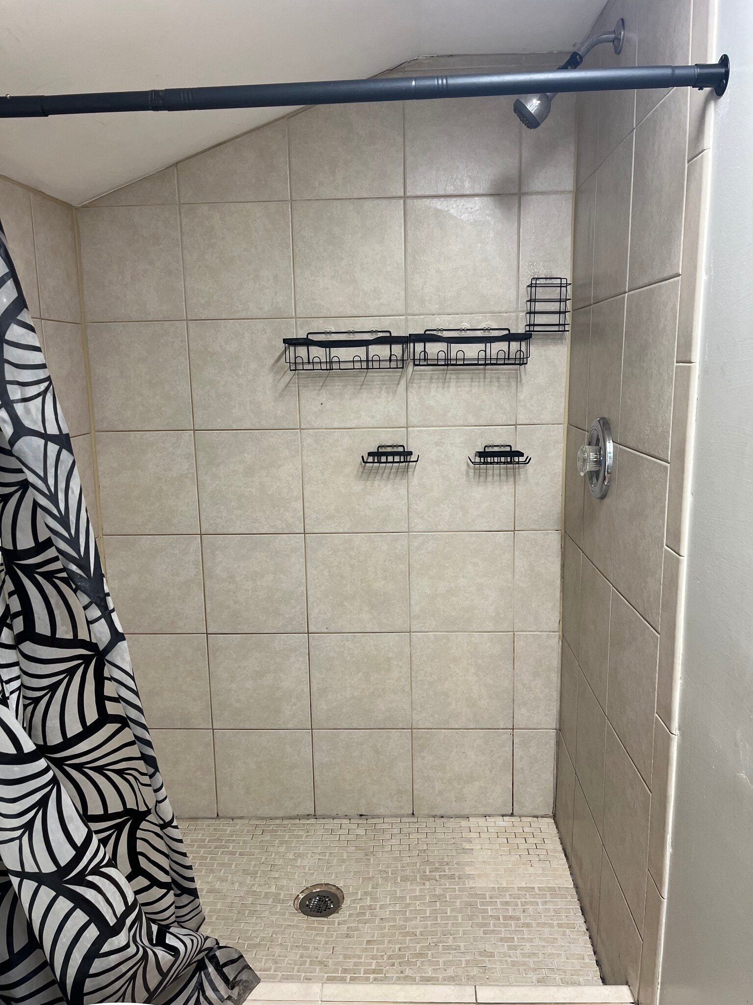 Building Photo - 761 Kennolia Dr SW