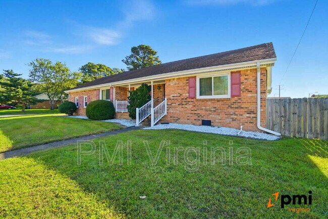 Building Photo - 436 Longleaf Rd