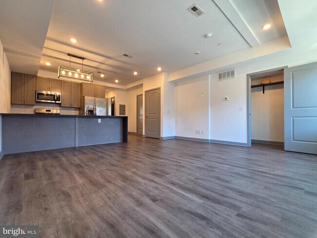 Building Photo - 413 W Berks St