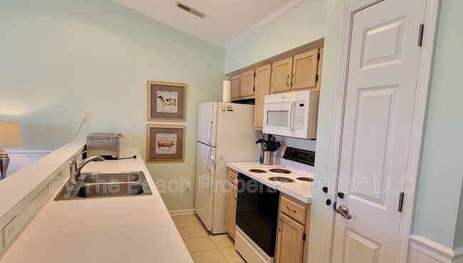 Building Photo - 525 White River Dr