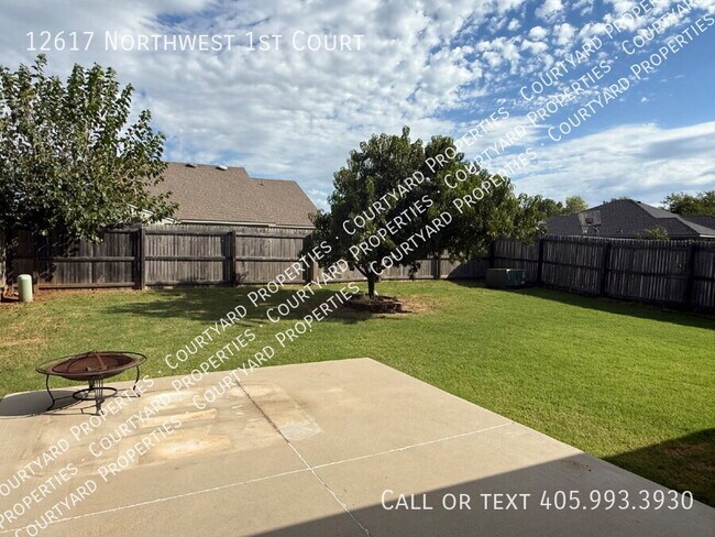 Building Photo - 12617 NW 1st Ct