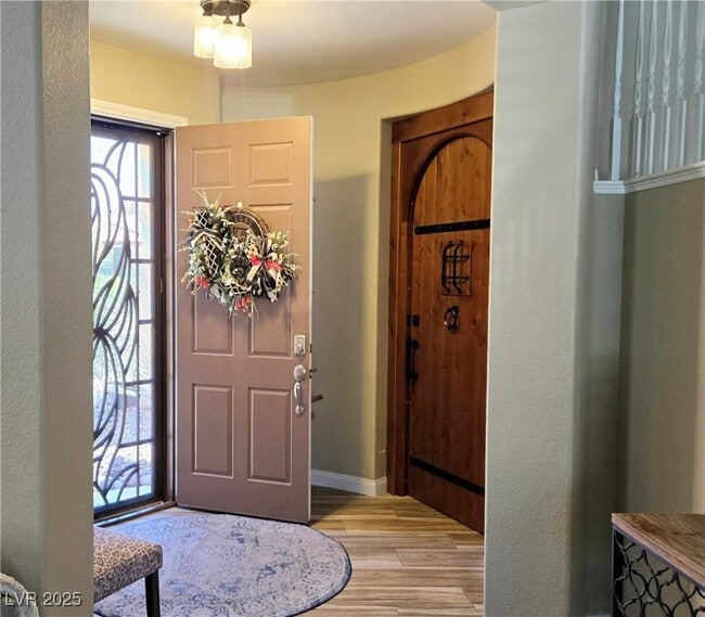 Building Photo - 9195 Arbor Glen St