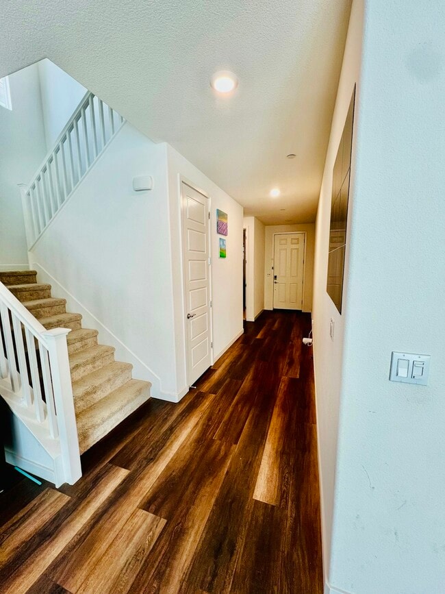 Building Photo - 5440 Guenoc Valley Ln