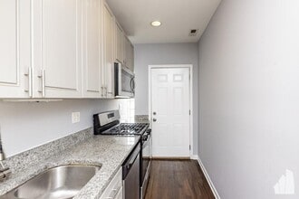 Building Photo - 1 bedroom in Maywood IL 60153