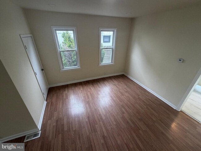 Building Photo - 136 Webster St