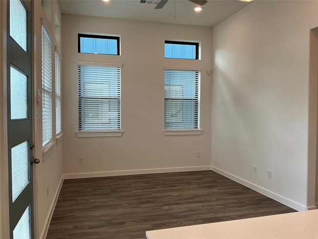 Building Photo - 3259 Loam Ln