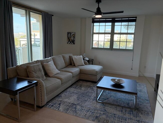 Building Photo - 610 Clematis St