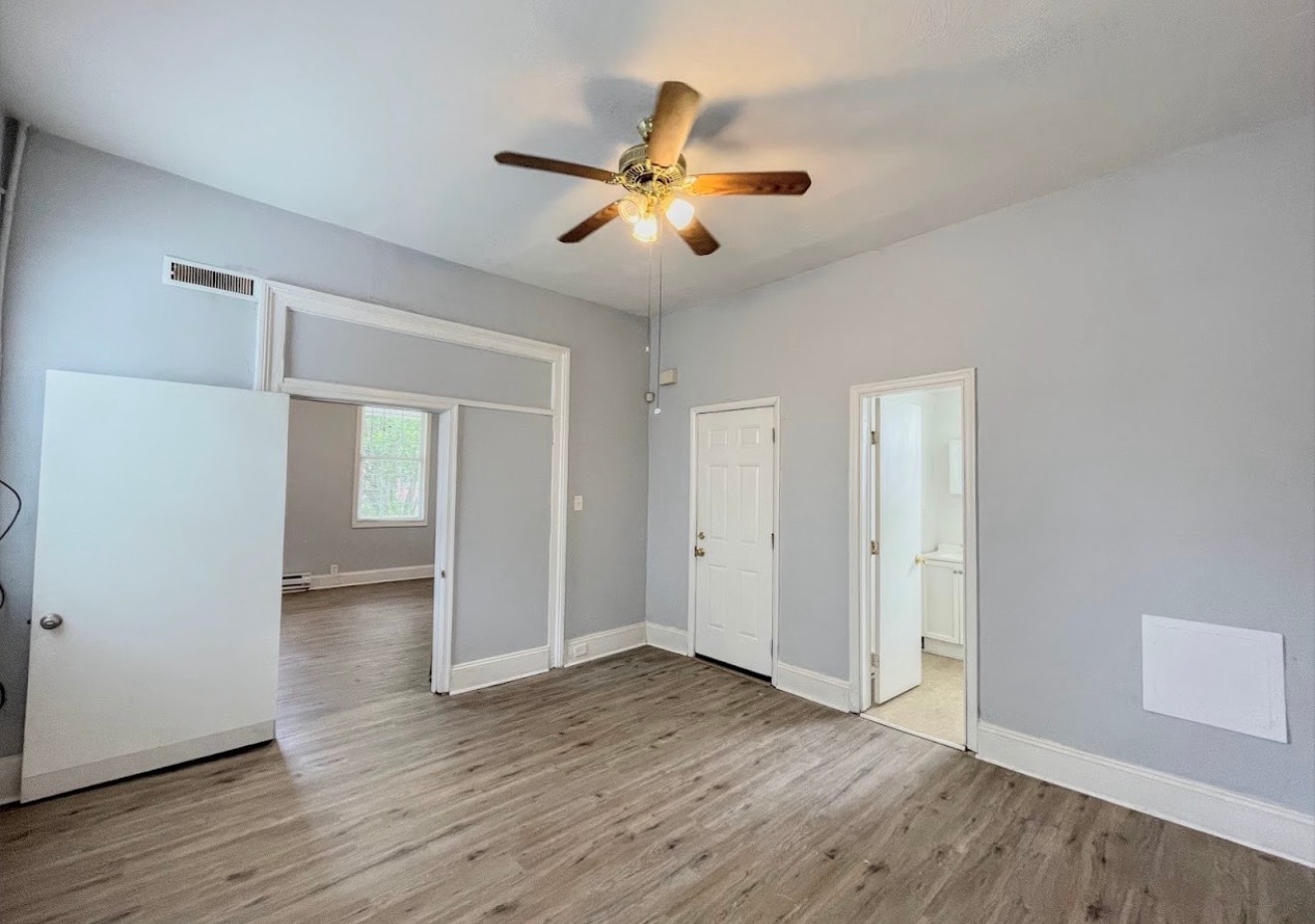 Building Photo - 1305 38th St