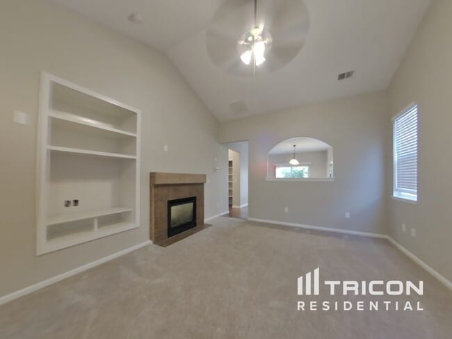 Building Photo - 1227 101st Ave Ct