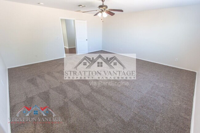 Building Photo - 40510 W Hayden Dr