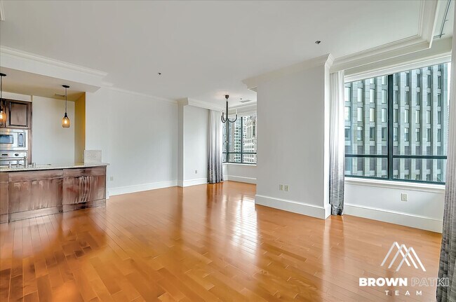 Building Photo - 690 Market St