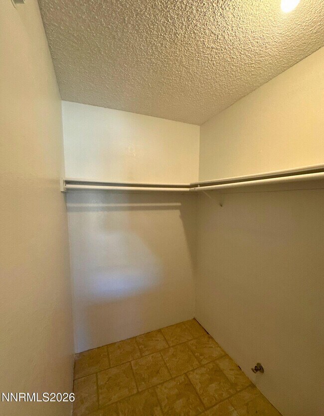 Building Photo - 3919 Clear Acre Ln