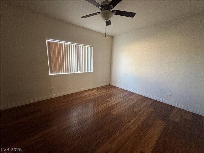 Building Photo - 2110 Los Feliz St