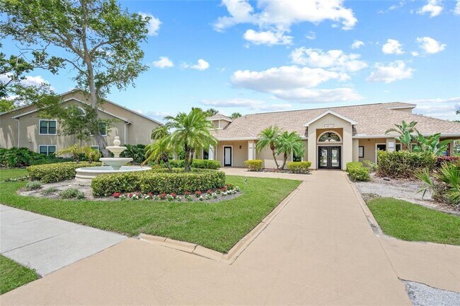 Building Photo - 4037 Crockers Lake Blvd