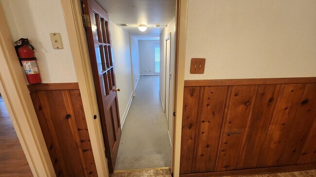 Building Photo - Charming 3-Bedroom Home in Highly Sought-A...