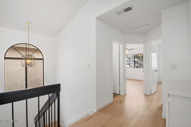 Building Photo - 4139 Lost Springs Dr