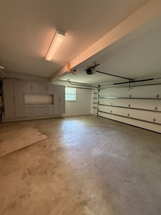 Building Photo - 23 Telfair Dr
