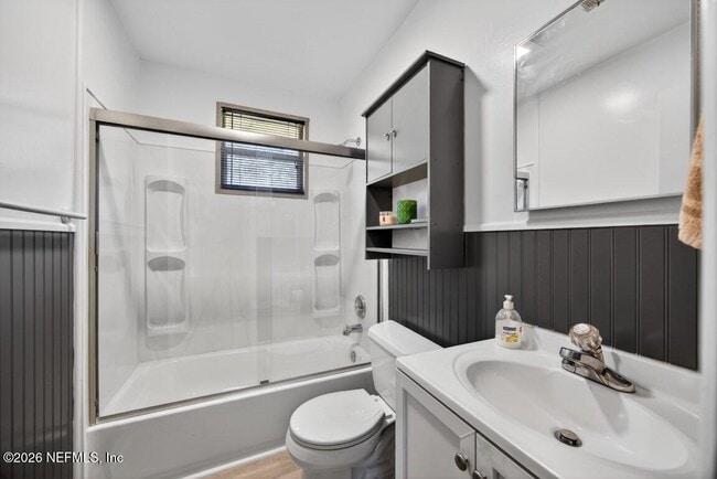 Building Photo - 8900 Crystal Springs Rd