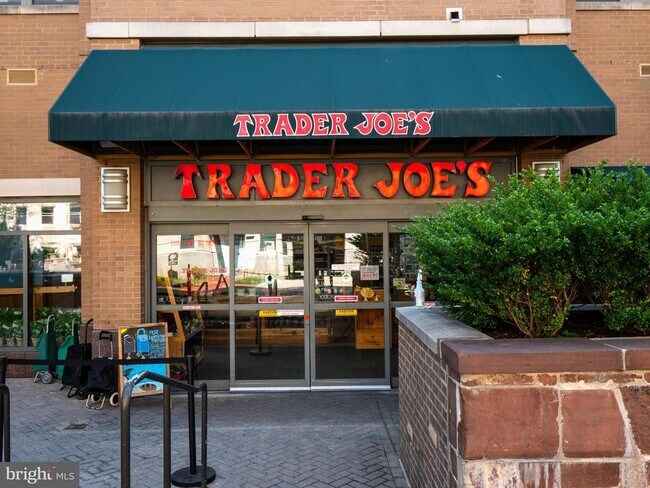 Building Photo - 2501 M St NW