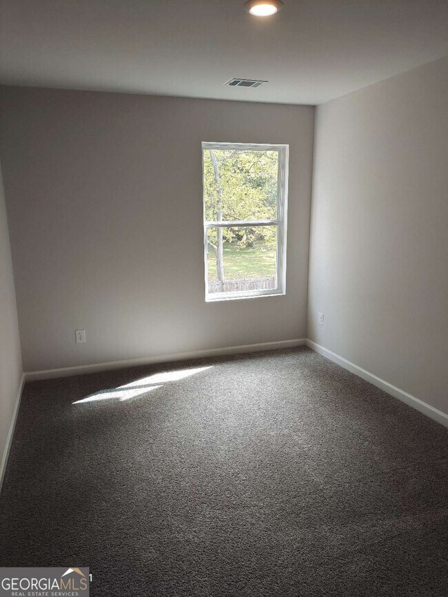 Building Photo - 158 Vlg Grn Dr NW