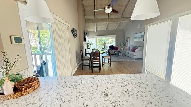 Building Photo - 46632 Arapahoe Cir